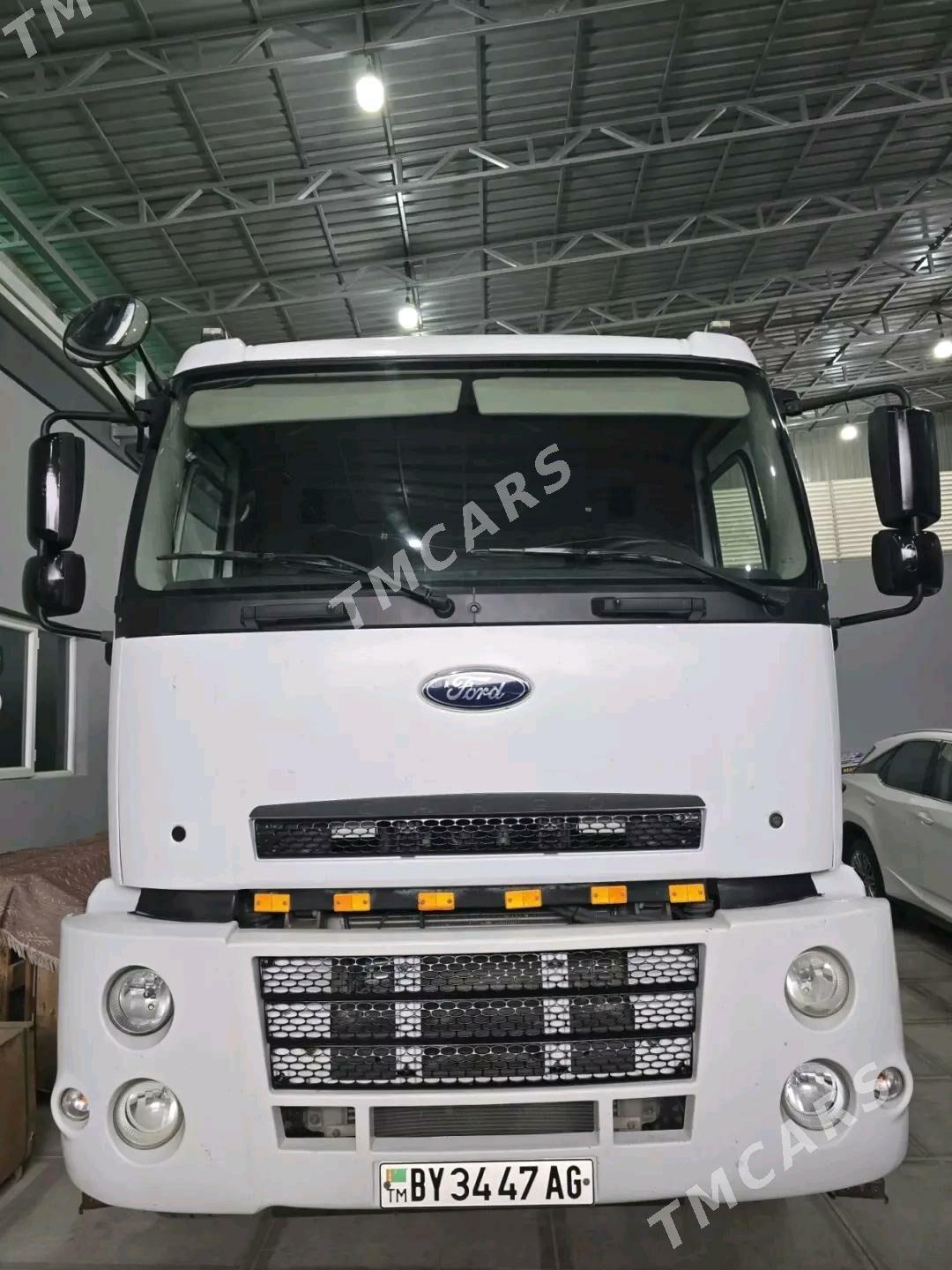 Ford Cargo 3535D 2015 - 765 000 TMT - Ашхабад - img 2