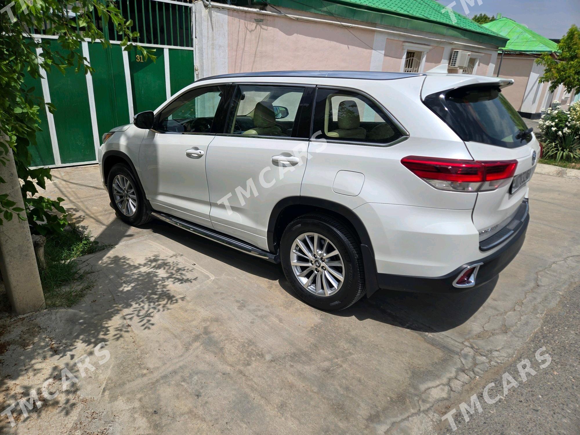 Toyota Highlander 2018 - 470 000 TMT - Ашхабад - img 3