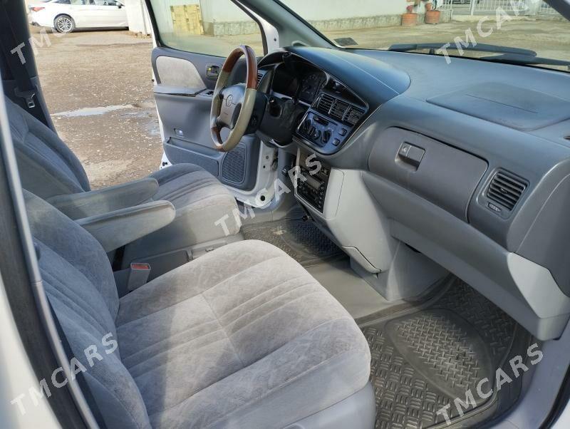 Toyota Sienna 2000 - 150 000 TMT - Мары - img 5