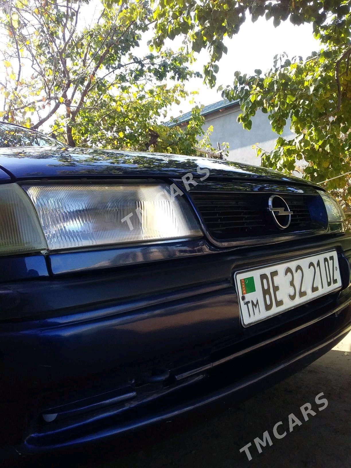 Opel Vectra 1993 - 35 000 TMT - Şabat etr. - img 2