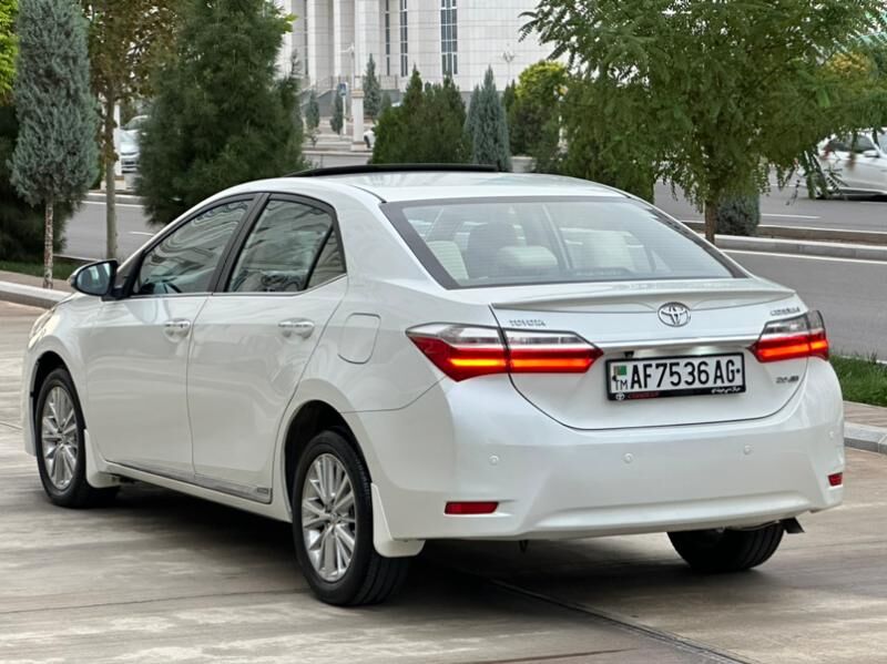 Toyota Corolla 2017 - 300 000 TMT - Aşgabat - img 3