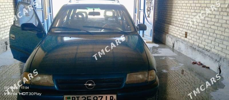 Opel Astra 1993 - 33 000 TMT - Дянев - img 5