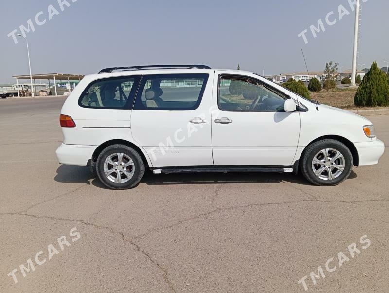 Toyota Sienna 2000 - 115 000 TMT - Мары - img 4