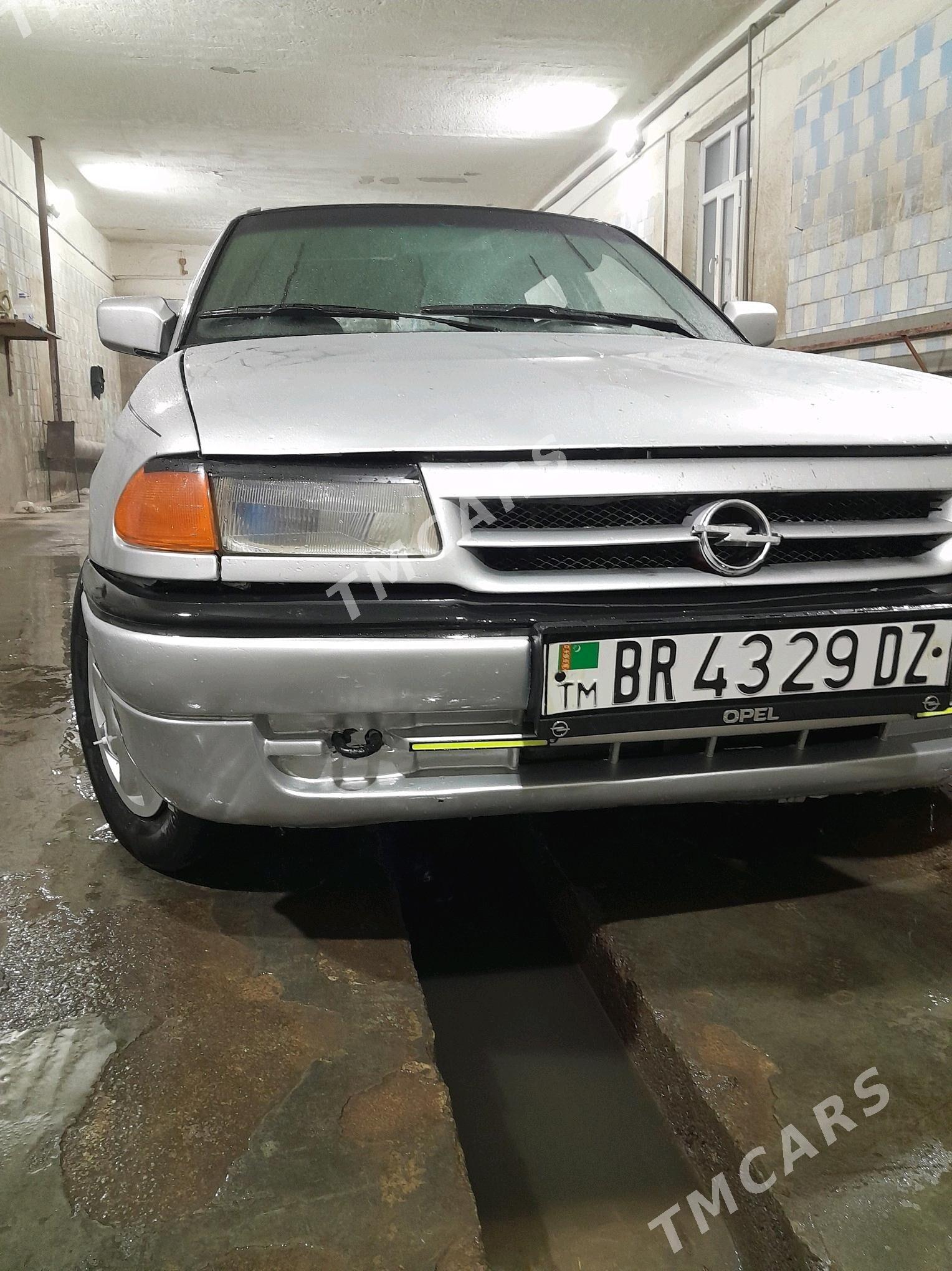 Opel Astra 1992 - 30 000 TMT - Daşoguz - img 4