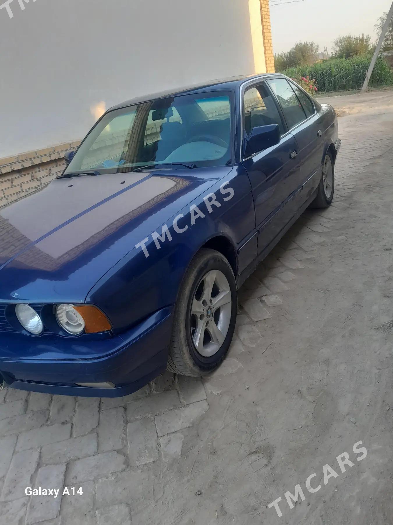 BMW 520 1992 - 24 000 TMT - Türkmengala - img 3