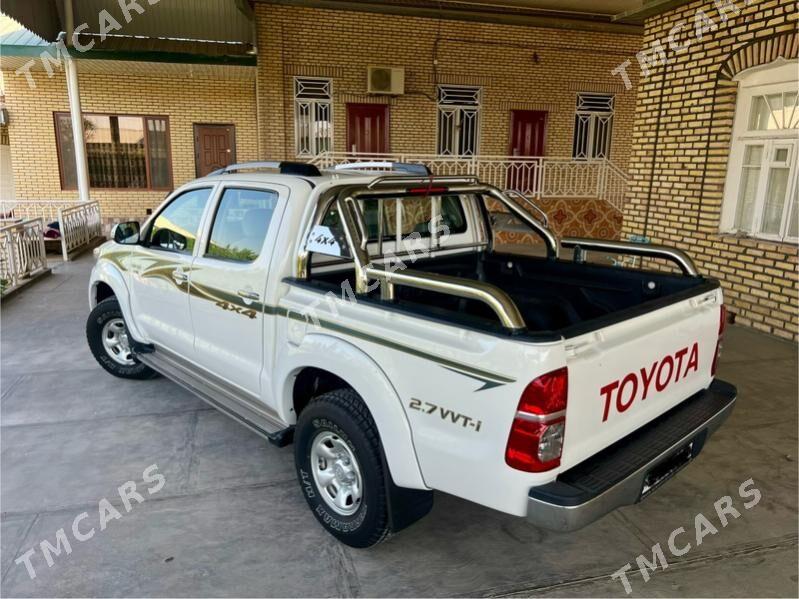 Toyota Hilux 2012 - 258 000 TMT - Mary - img 10