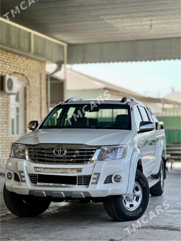 Toyota Hilux 2012 - 258 000 TMT - Mary - img 3