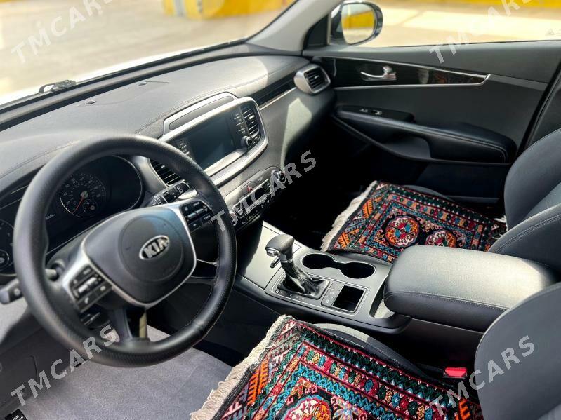 Kia Sorento 2018 - 285 000 TMT - Aşgabat - img 9