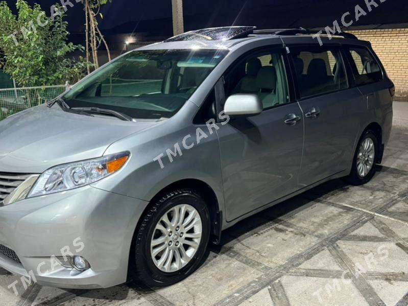 Toyota Sienna 2017 - 355 000 TMT - Türkmenabat - img 2