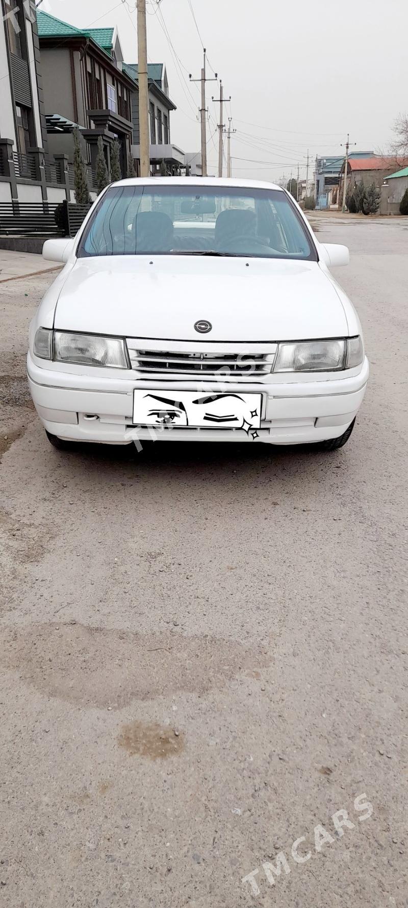 Opel Vectra 1990 - 26 000 TMT - Теджен - img 2