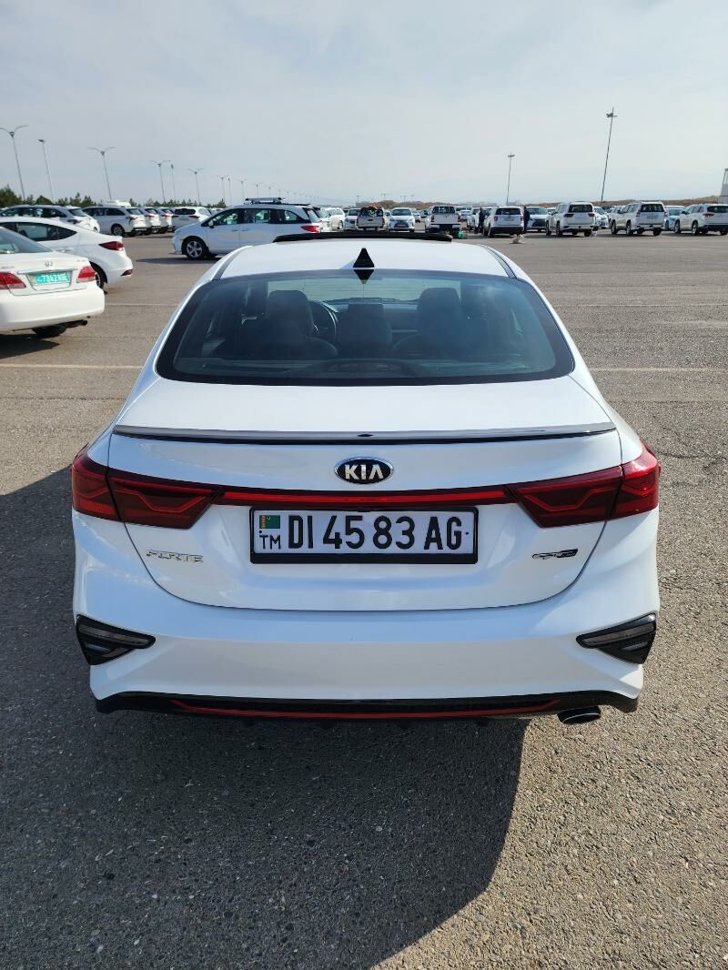 Kia Forte 2022 - 230 000 TMT - Howdan "A" - img 6