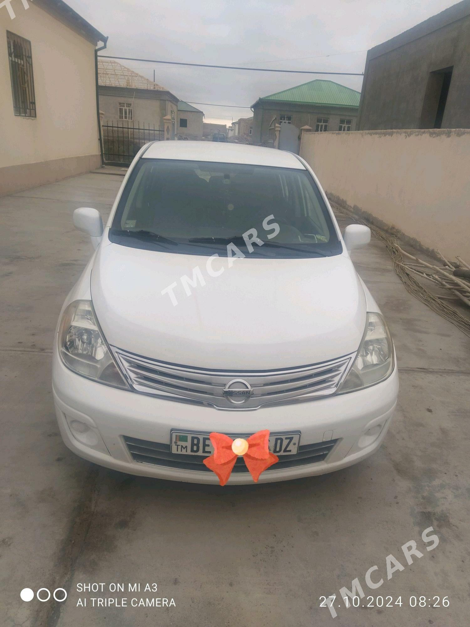 Nissan Versa 2011 - 90 000 TMT - Дашогуз - img 2