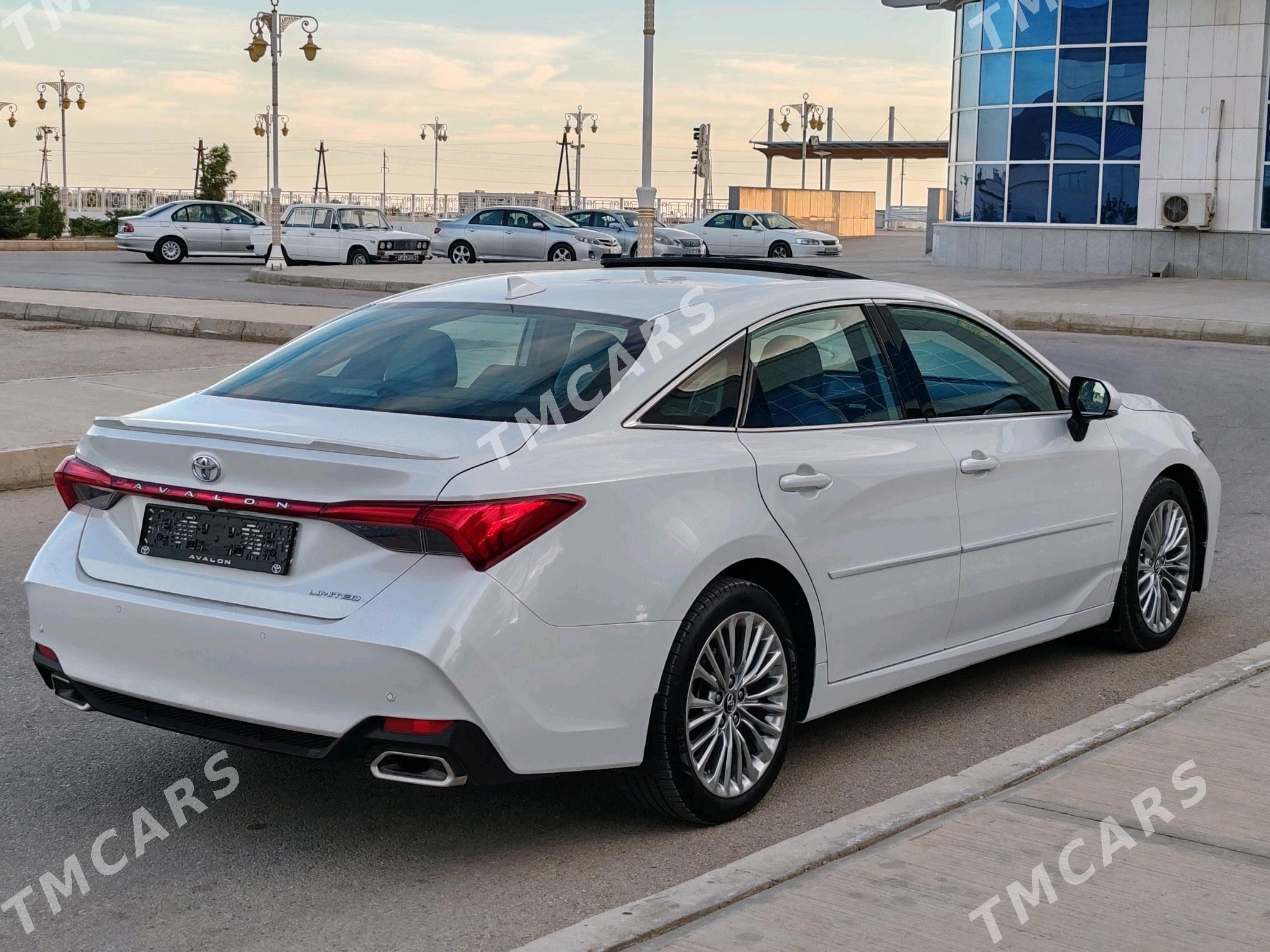 Toyota Avalon 2019 - 474 000 TMT - Türkmenbaşy - img 3