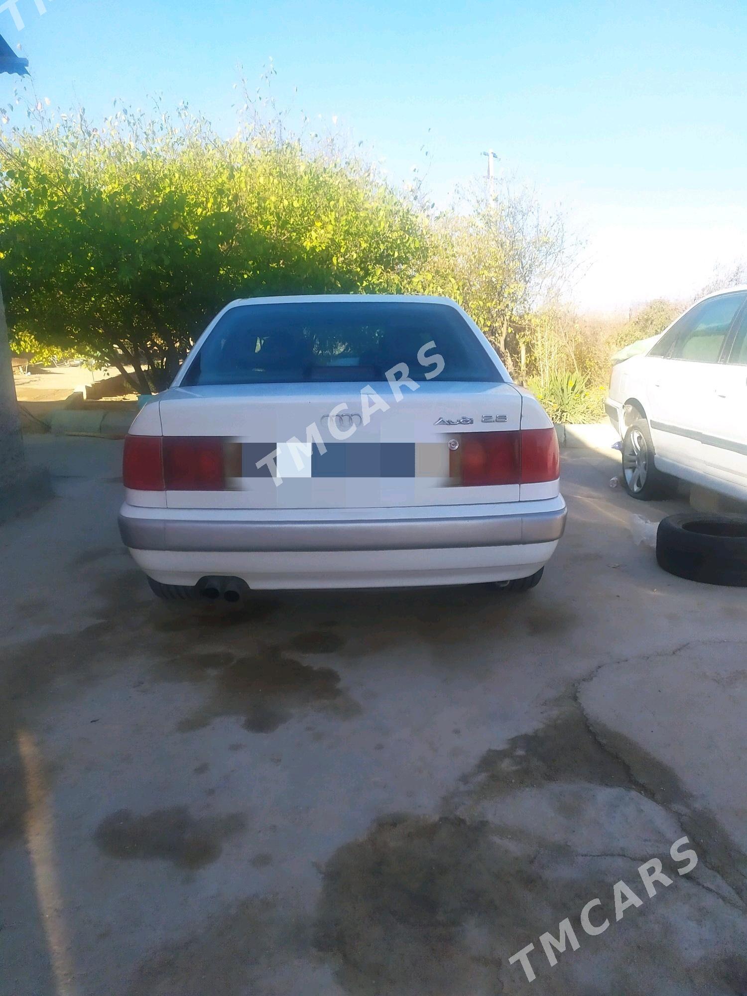 Audi A6 1994 - 50 000 TMT - Туркменбаши - img 2