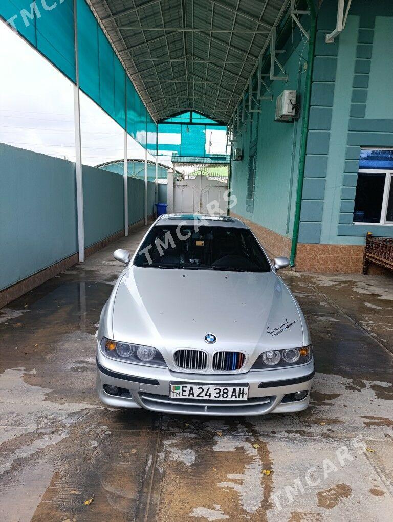 BMW E39 2001 - 116 000 TMT - Aşgabat - img 3