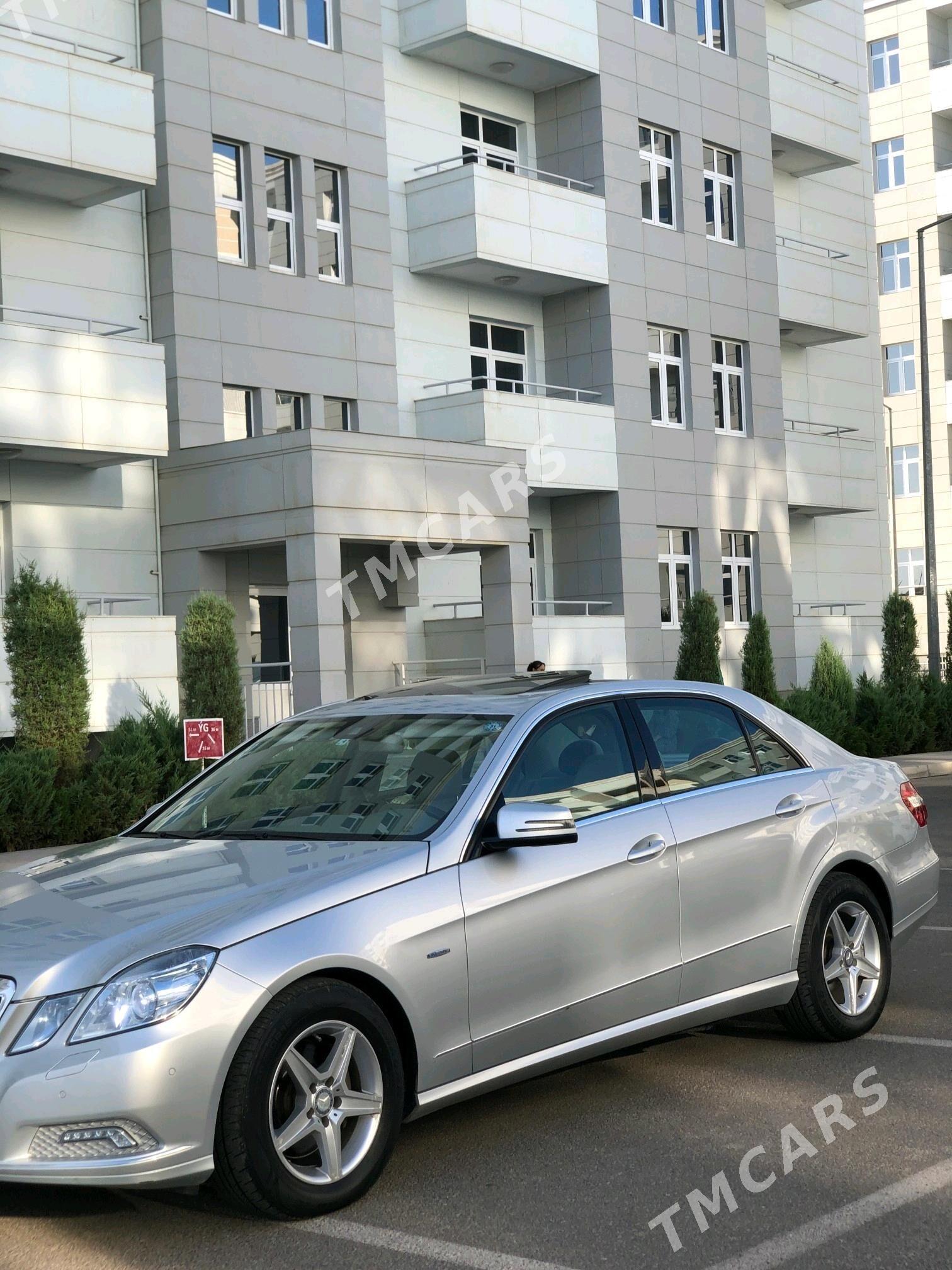 Mercedes-Benz E350 2010 - 250 000 TMT - Мары - img 5