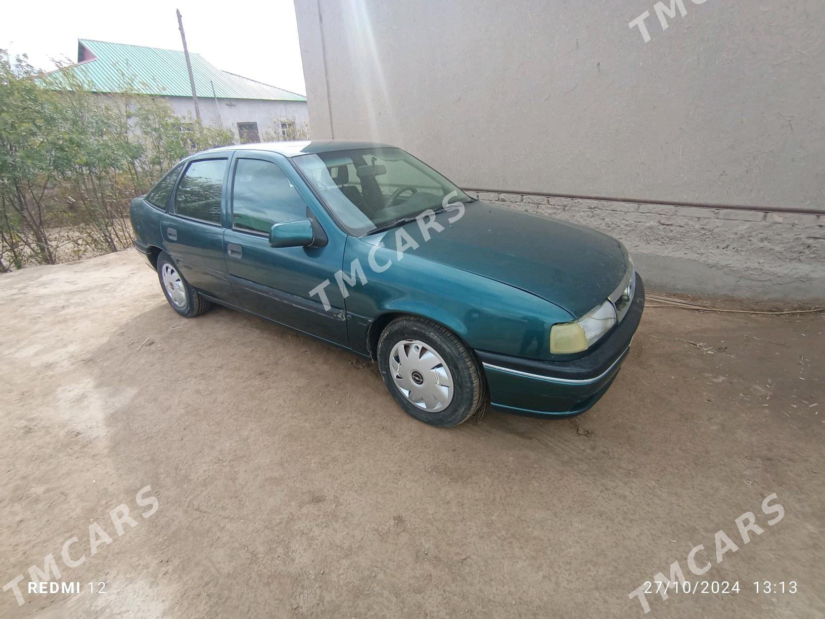 Opel Vectra 1995 - 28 000 TMT - Гурбансолтан Едже - img 3