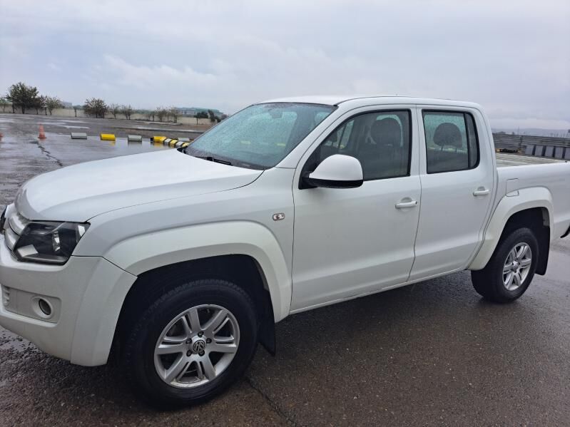 Volkswagen Amarok 2011 - 210 000 TMT - Aşgabat - img 4