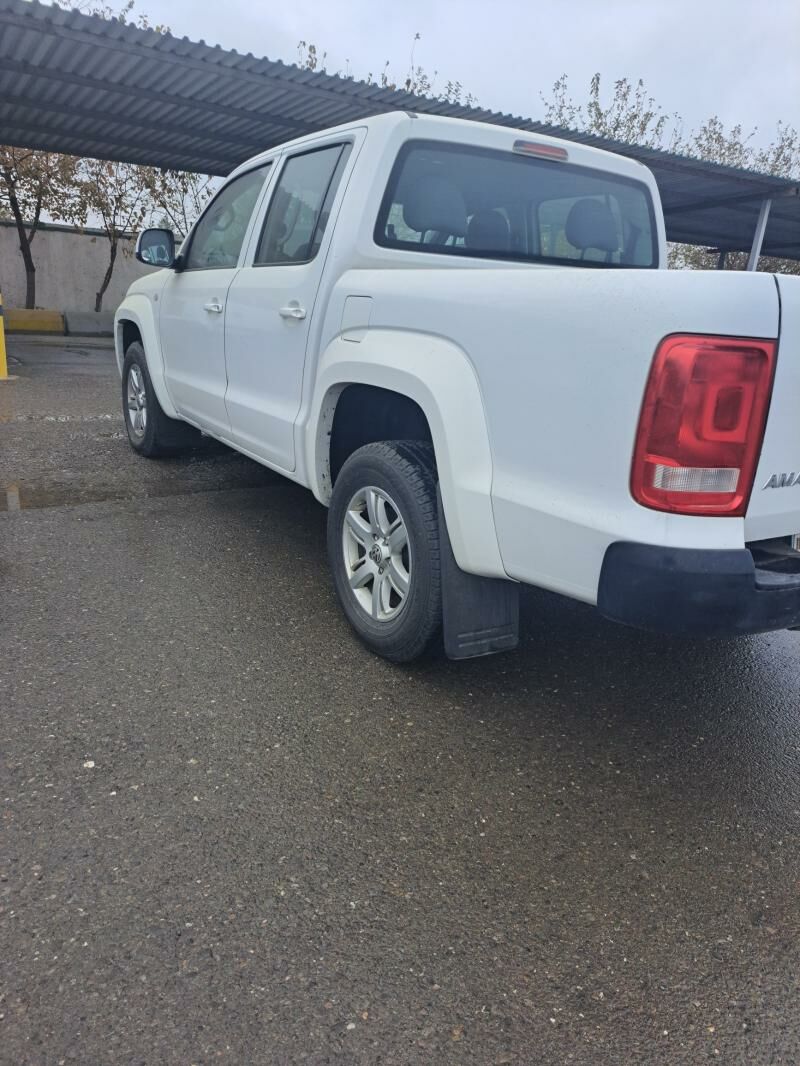 Volkswagen Amarok 2011 - 210 000 TMT - Aşgabat - img 8