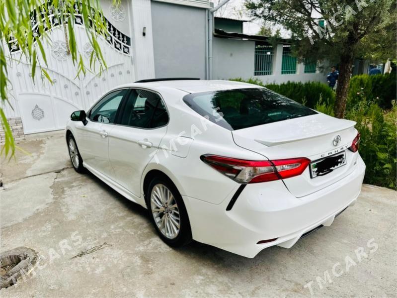 Toyota Camry 2018 - 310 000 TMT - Aşgabat - img 3