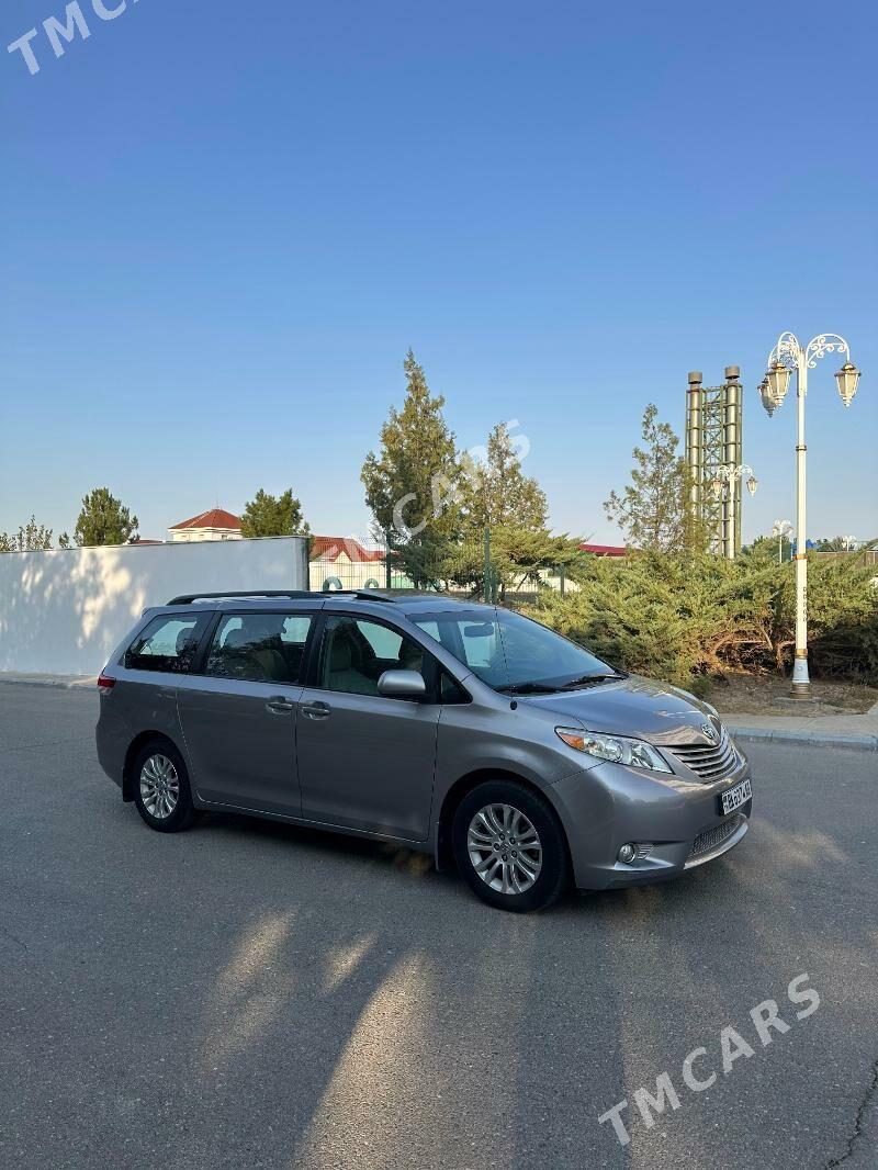 Toyota Sienna 2011 - 280 000 TMT - Ашхабад - img 3