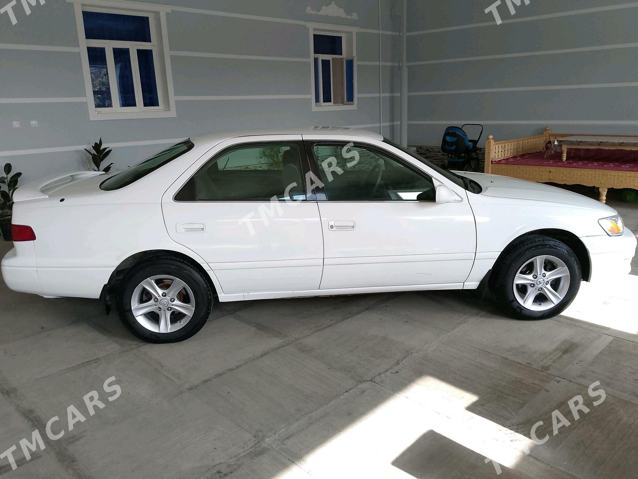 Toyota Camry 2000 - 124 000 TMT - Туркменабат - img 2