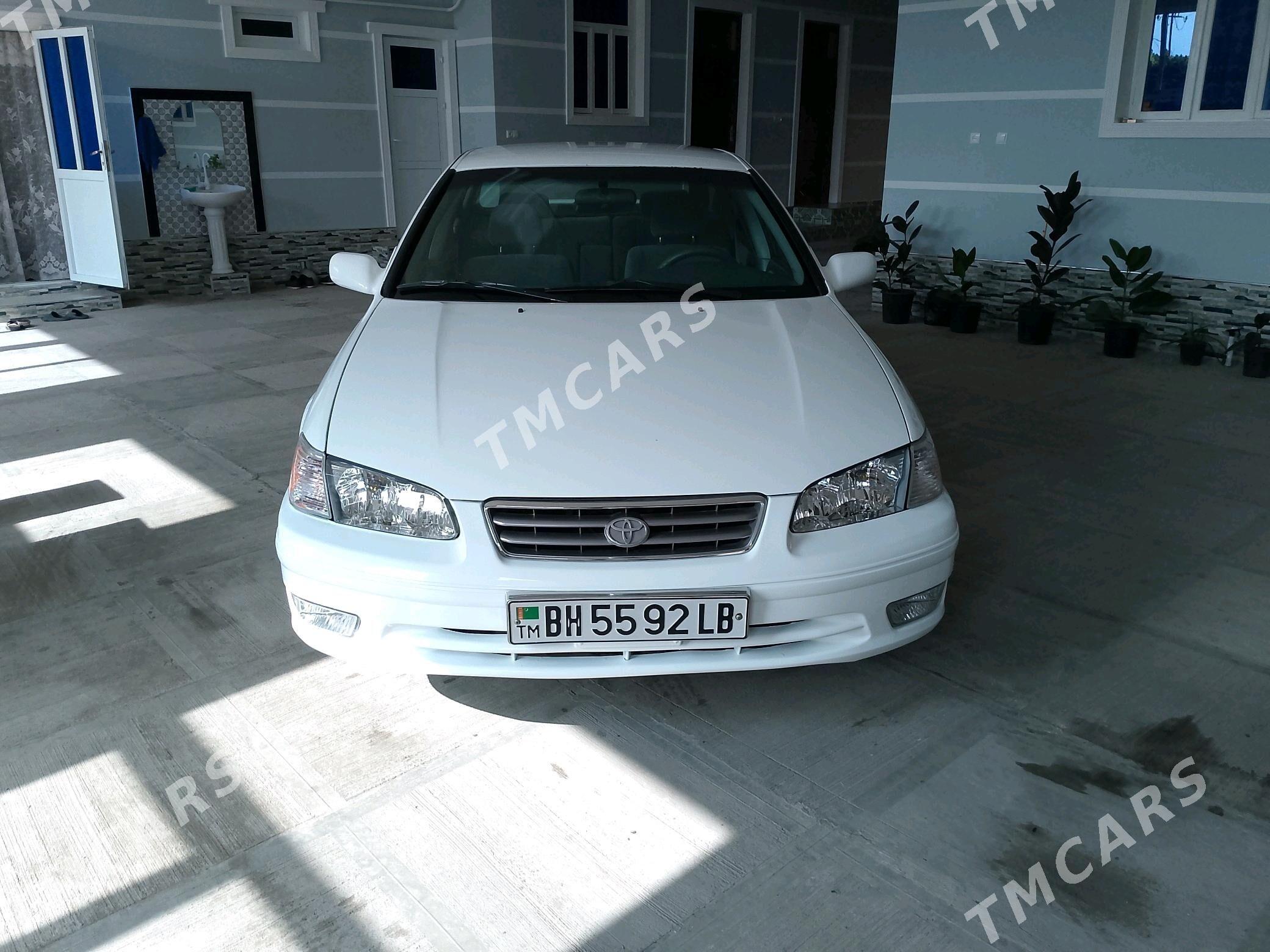 Toyota Camry 2000 - 124 000 TMT - Туркменабат - img 4