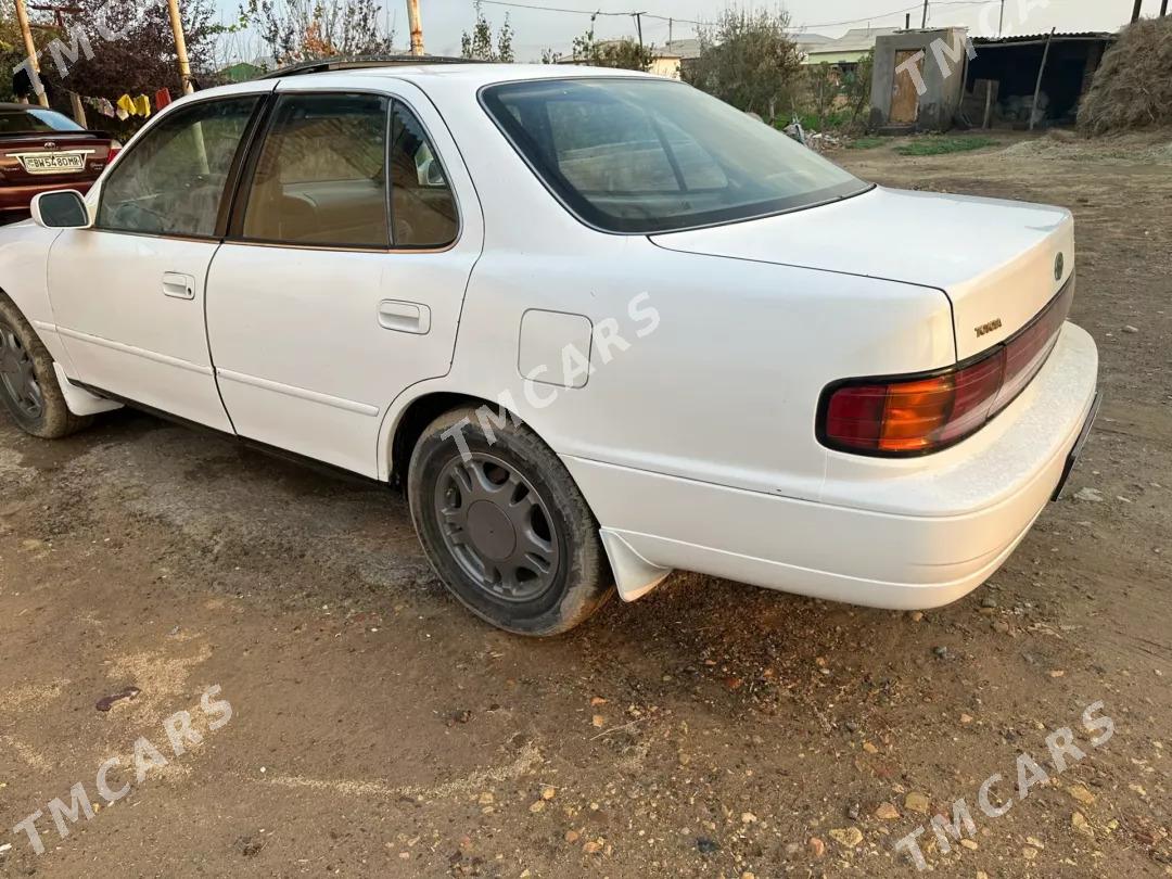 Toyota Camry 1994 - 80 000 TMT - Байрамали - img 4