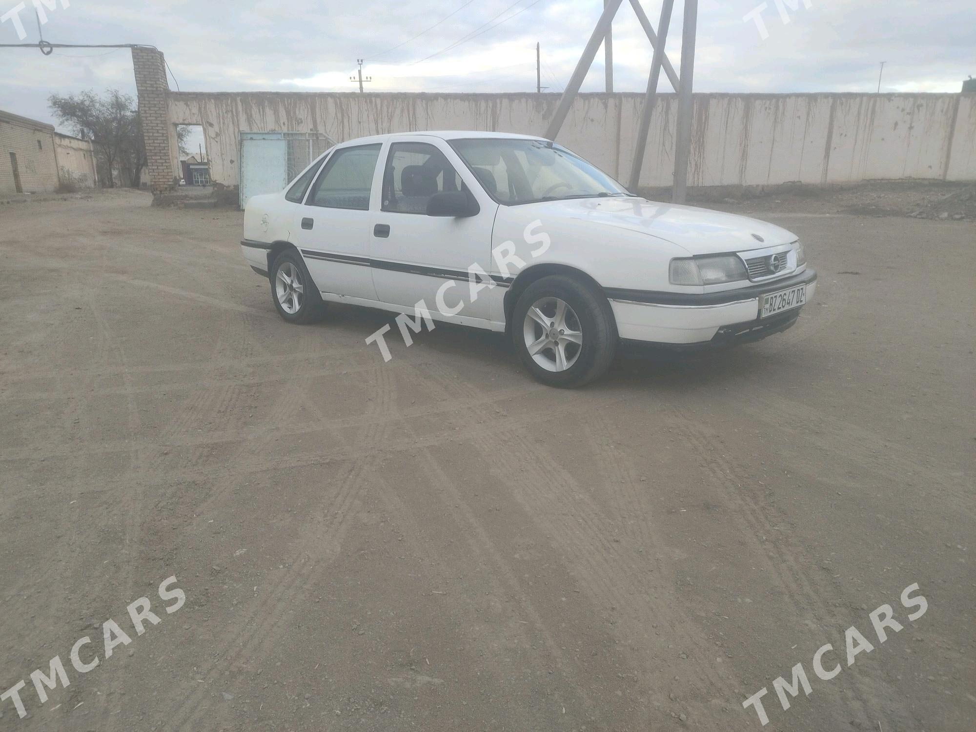 Opel Vectra 1990 - 21 000 TMT - Губадаг - img 6