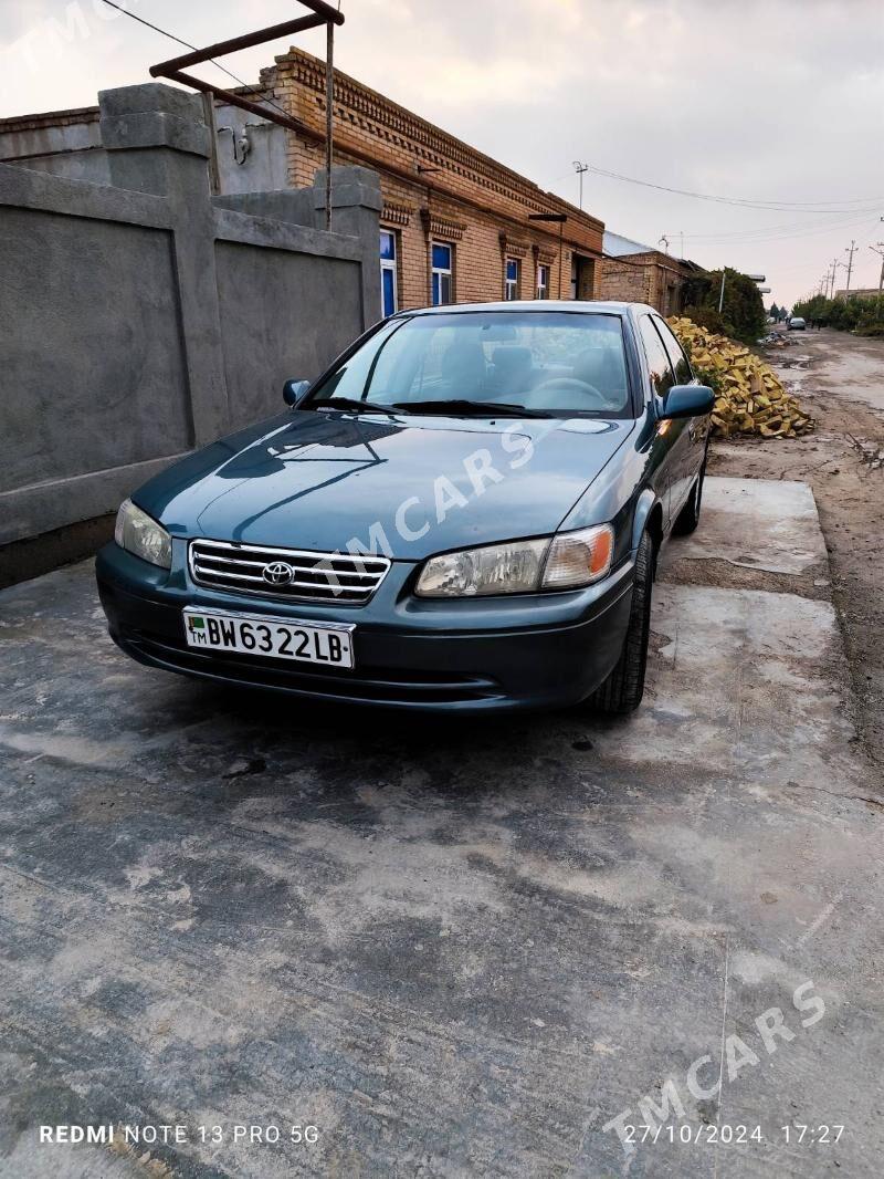 Toyota Camry 2000 - 150 000 TMT - Çärjew - img 8