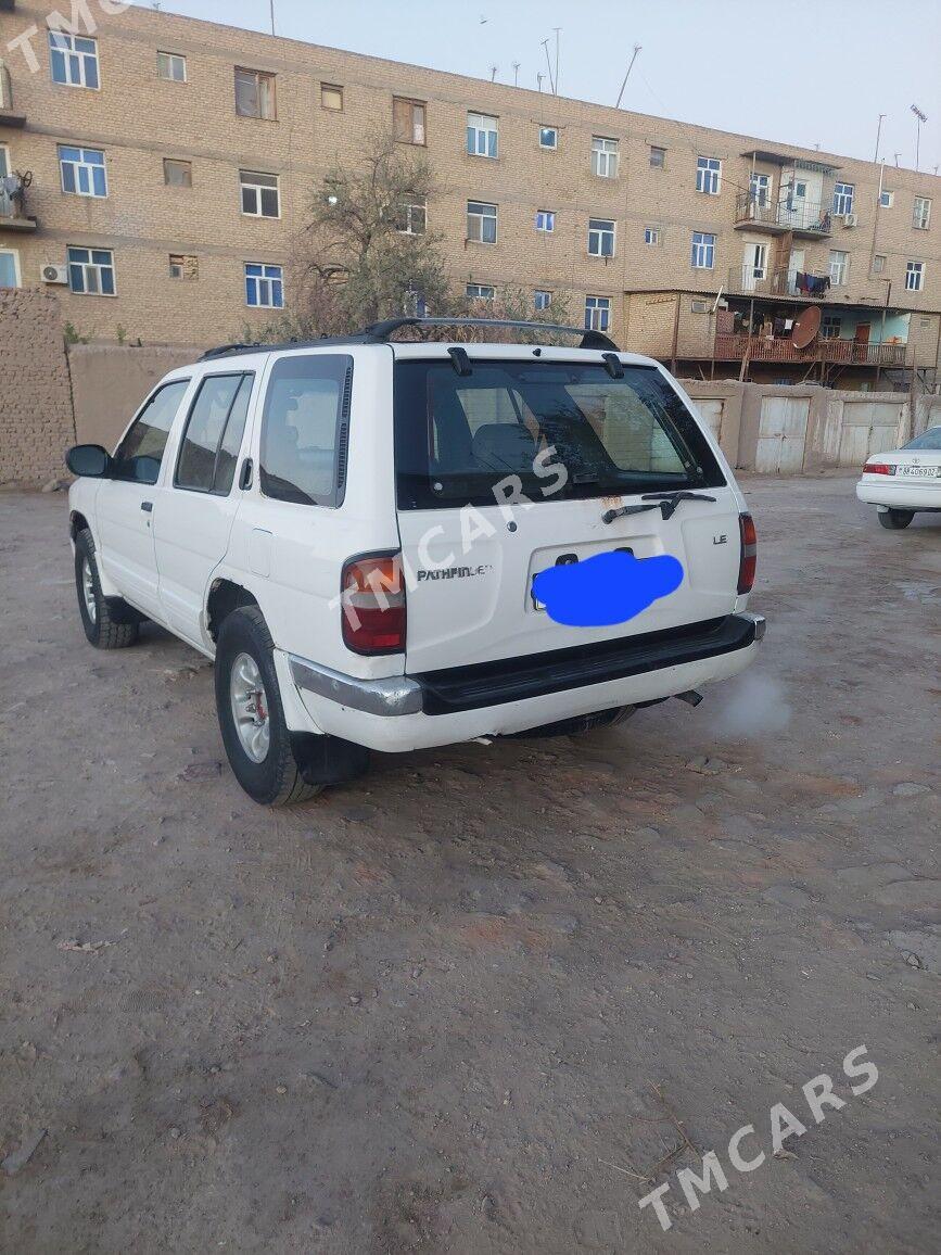 Nissan Pathfinder 1998 - 60 000 TMT - Daşoguz - img 2