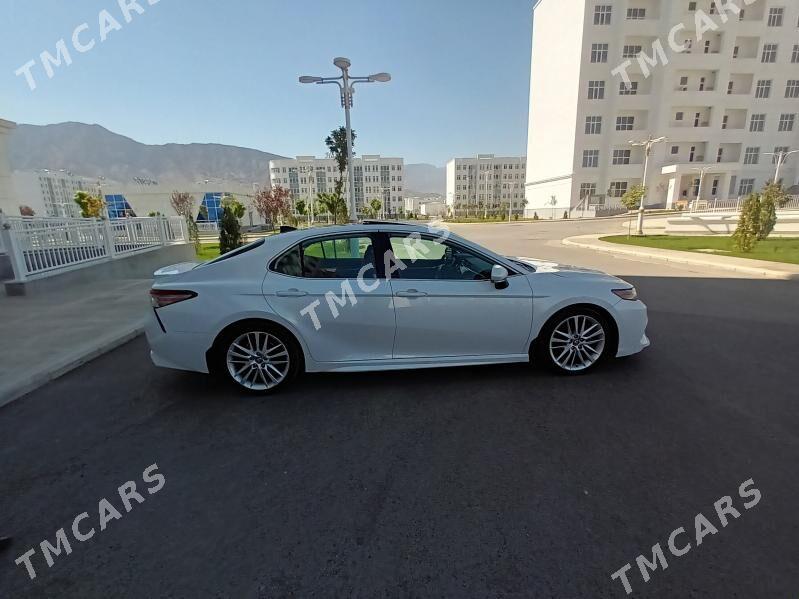 Toyota Camry 2019 - 565 000 TMT - Aşgabat - img 4