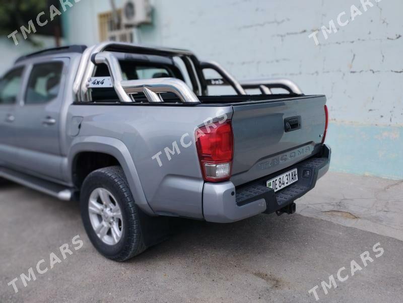 Toyota Tacoma 2018 - 390 000 TMT - Garadamak - img 3