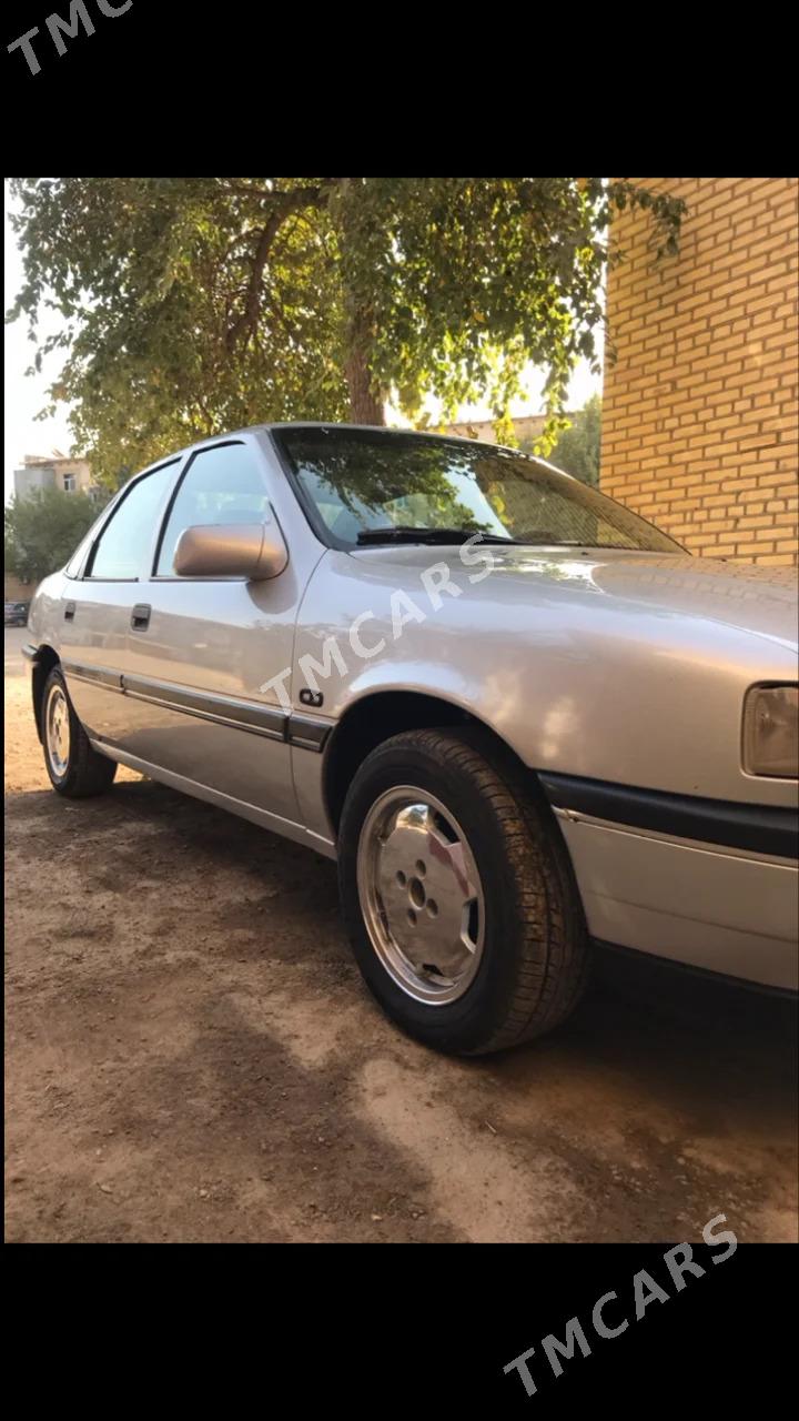 Opel Vectra 1989 - 47 000 TMT - Mary - img 3