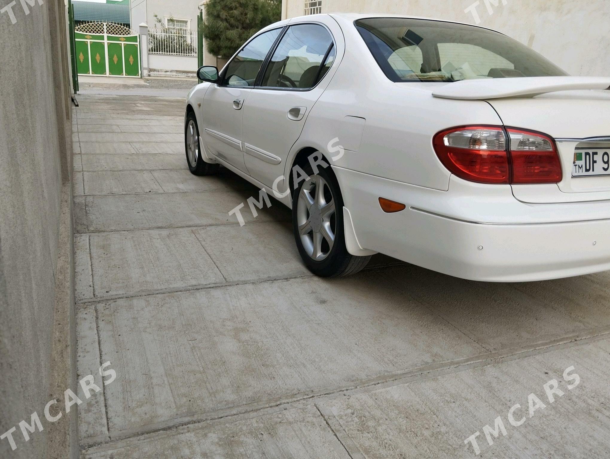 Nissan Maxima 2001 - 70 000 TMT - Бахарден - img 3