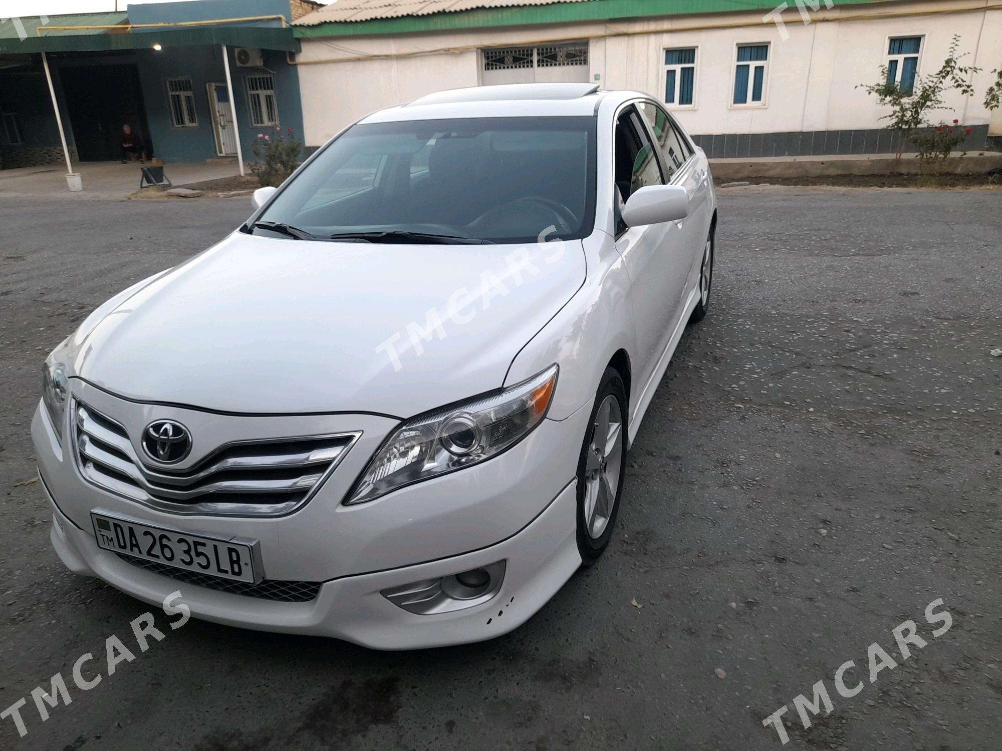 Toyota Camry 2010 - 186 000 TMT - Туркменабат - img 4