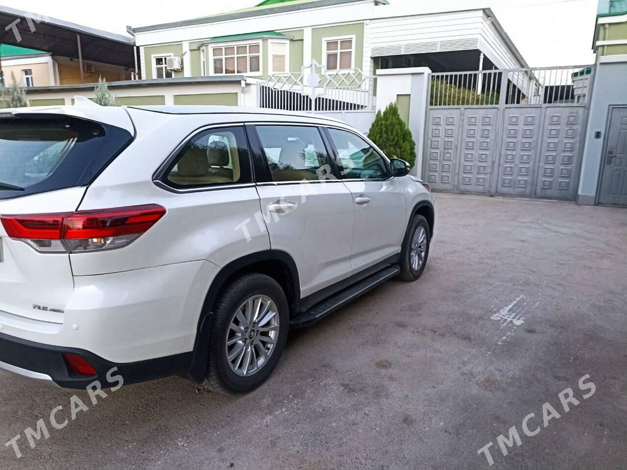 Toyota Highlander 2018 - 450 000 TMT - Aşgabat - img 7