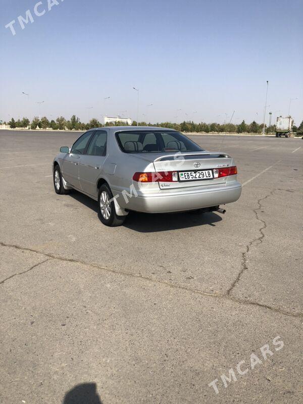 Toyota Camry 2001 - 135 000 TMT - Дянев - img 6