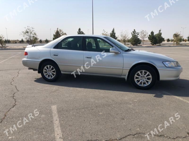 Toyota Camry 2001 - 135 000 TMT - Дянев - img 2