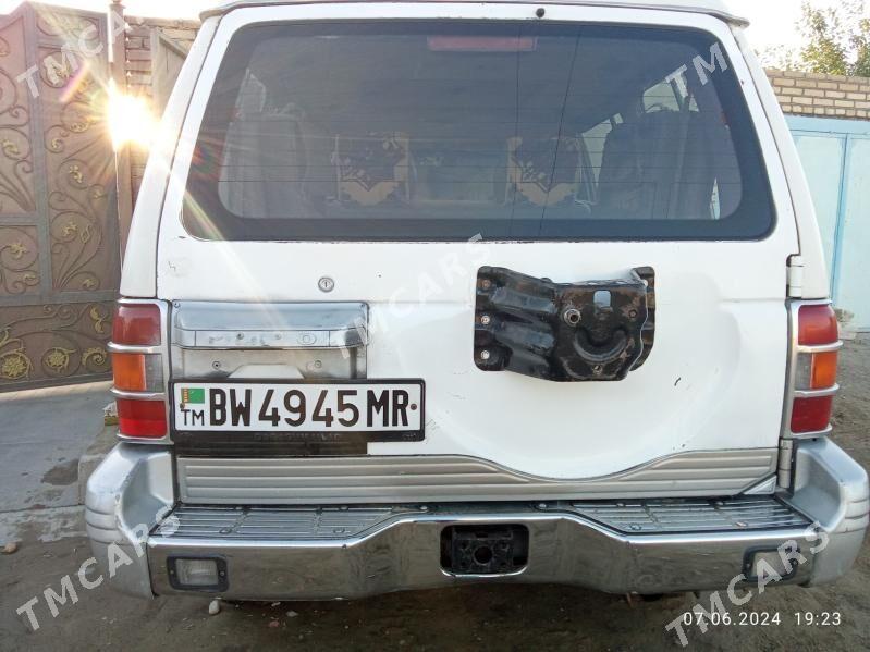 Mitsubishi Montero 1996 - 38 000 TMT - Байрамали - img 5