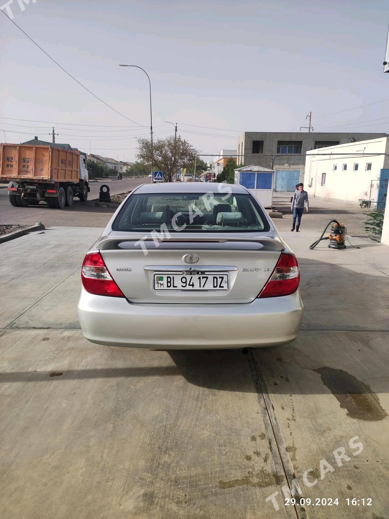 Toyota Camry 2002 - 150 000 TMT - Дашогуз - img 2