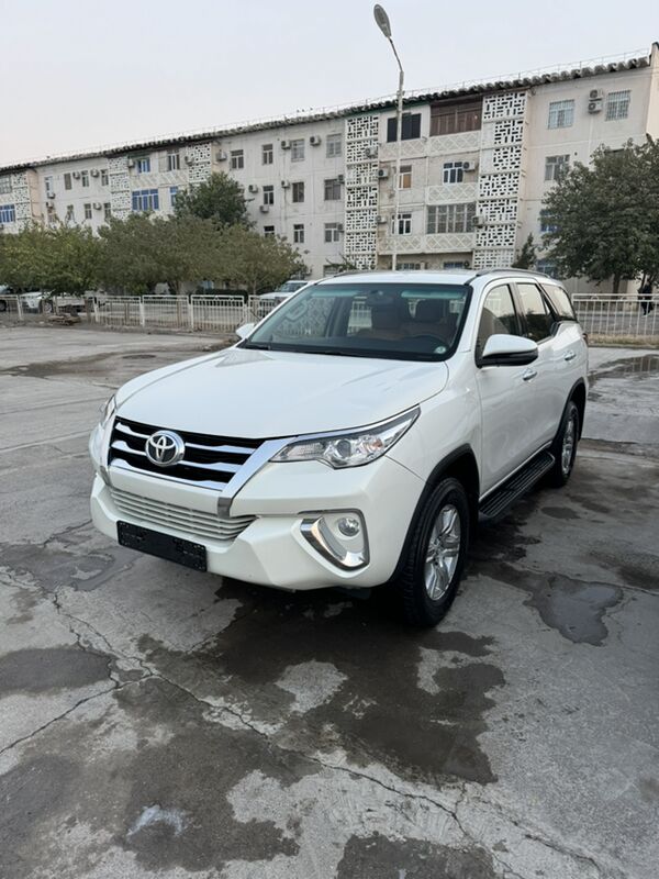 Toyota Fortuner 2019 - 480 000 TMT - Ашхабад - img 7