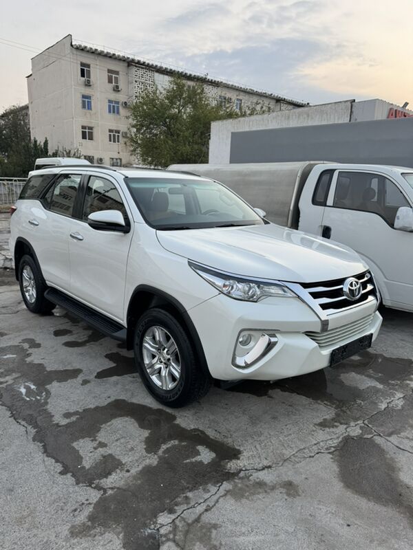 Toyota Fortuner 2019 - 480 000 TMT - Ашхабад - img 5