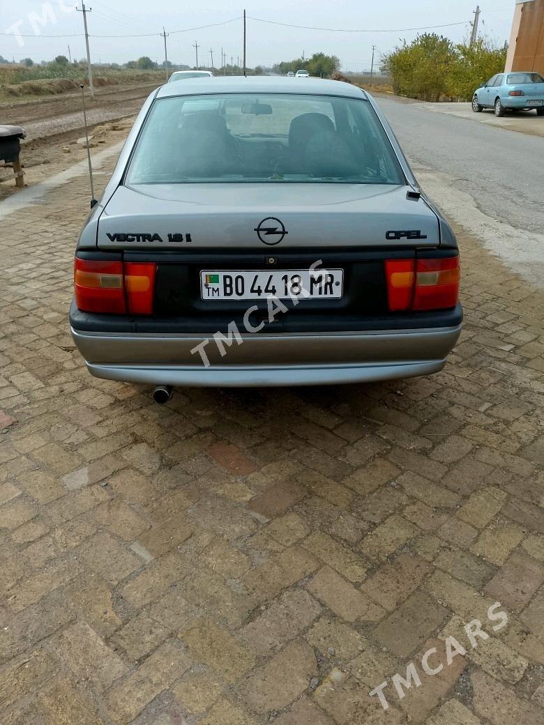 Opel Vectra 1993 - 50 000 TMT - Ёлётен - img 6