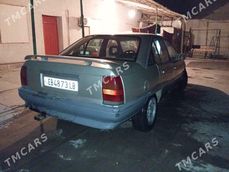 Opel Omega 1992 - 20 000 TMT - Чарджоу - img 3