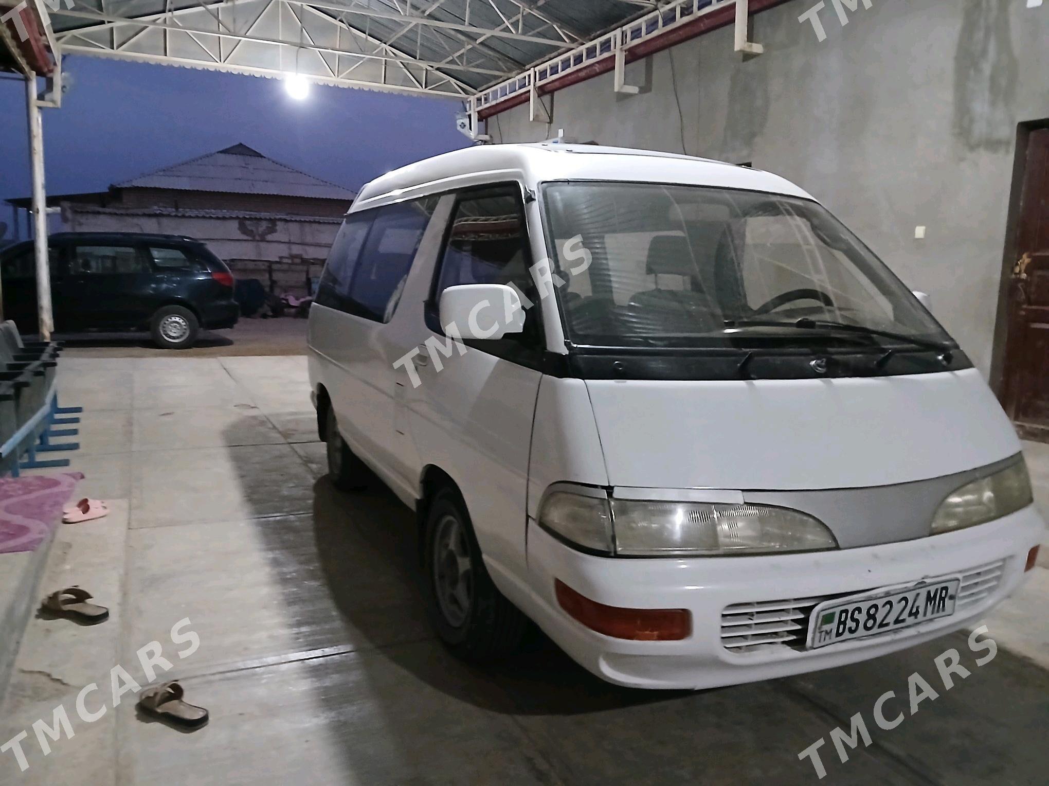 Toyota Town Ace 1992 - 25 000 TMT - Ýolöten - img 2