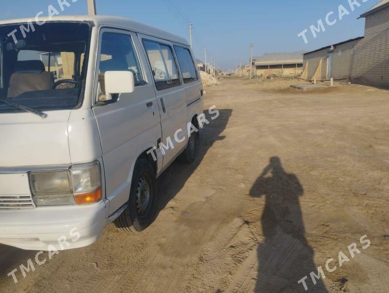 Toyota Hiace 1990 - 30 000 TMT - Векильбазар - img 4