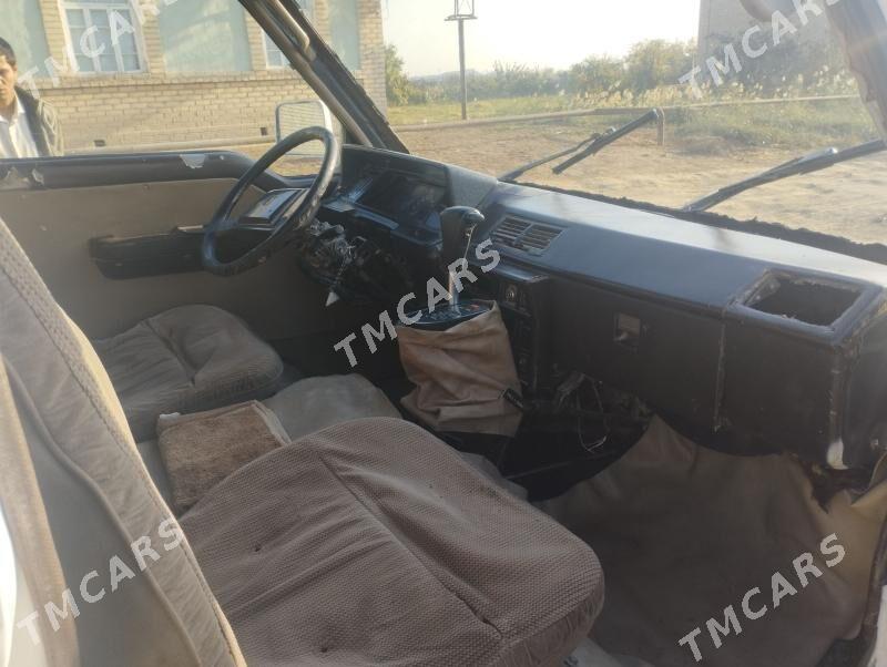 Toyota Hiace 1990 - 30 000 TMT - Векильбазар - img 6