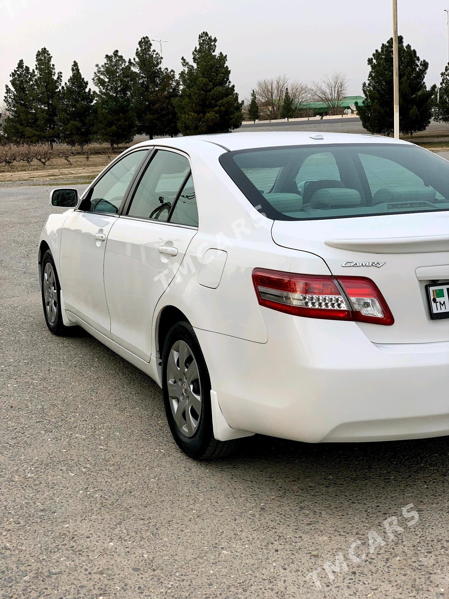 Toyota Camry 2010 - 185 000 TMT - Ашхабад - img 4