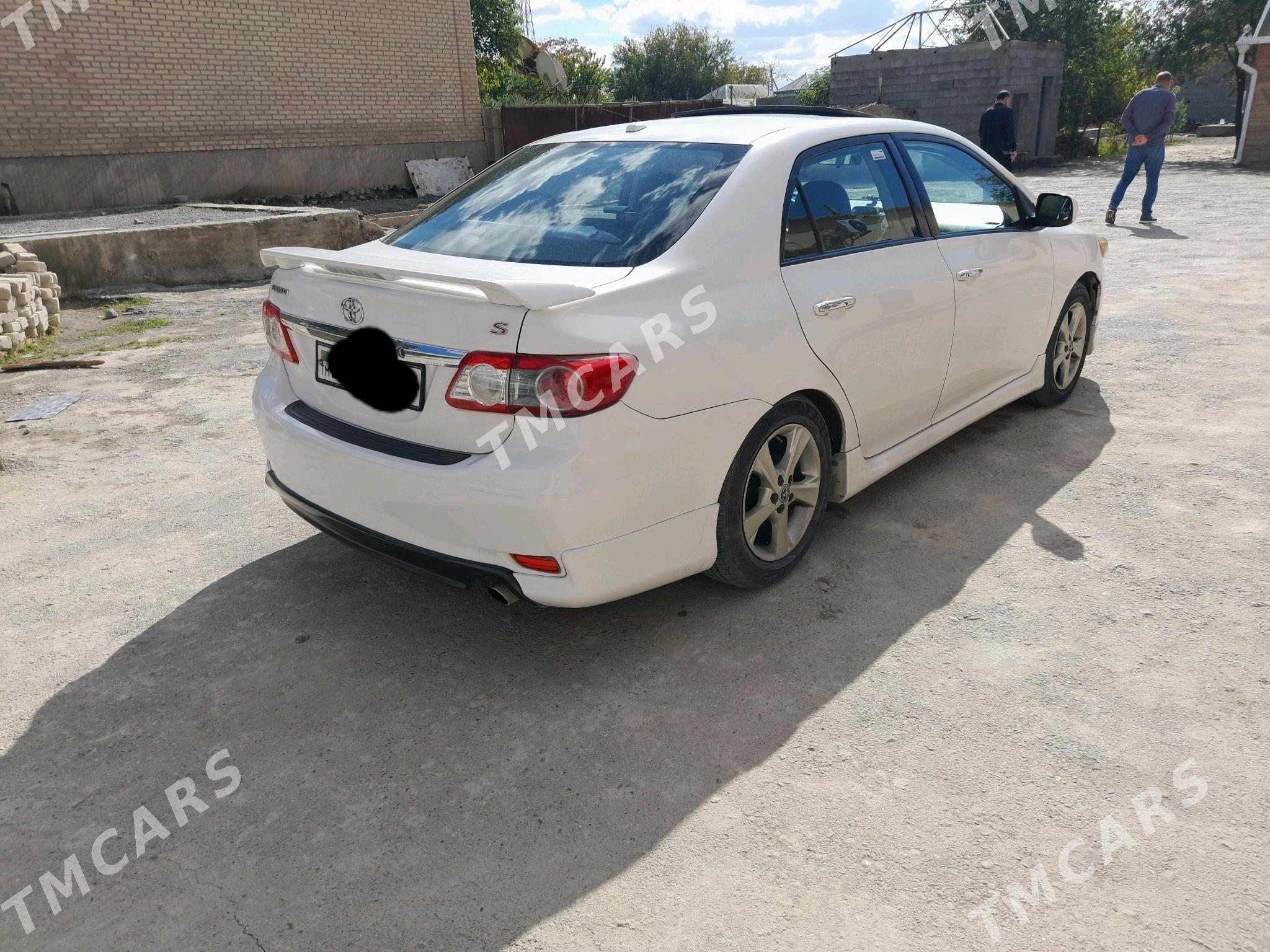 Toyota Corolla 2013 - 175 000 TMT - Gökdepe - img 3